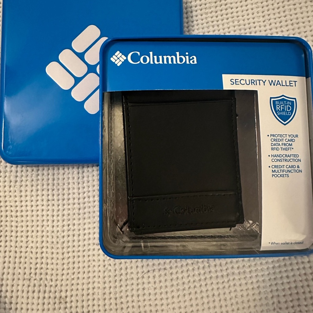Columbia Black RFID Wallet